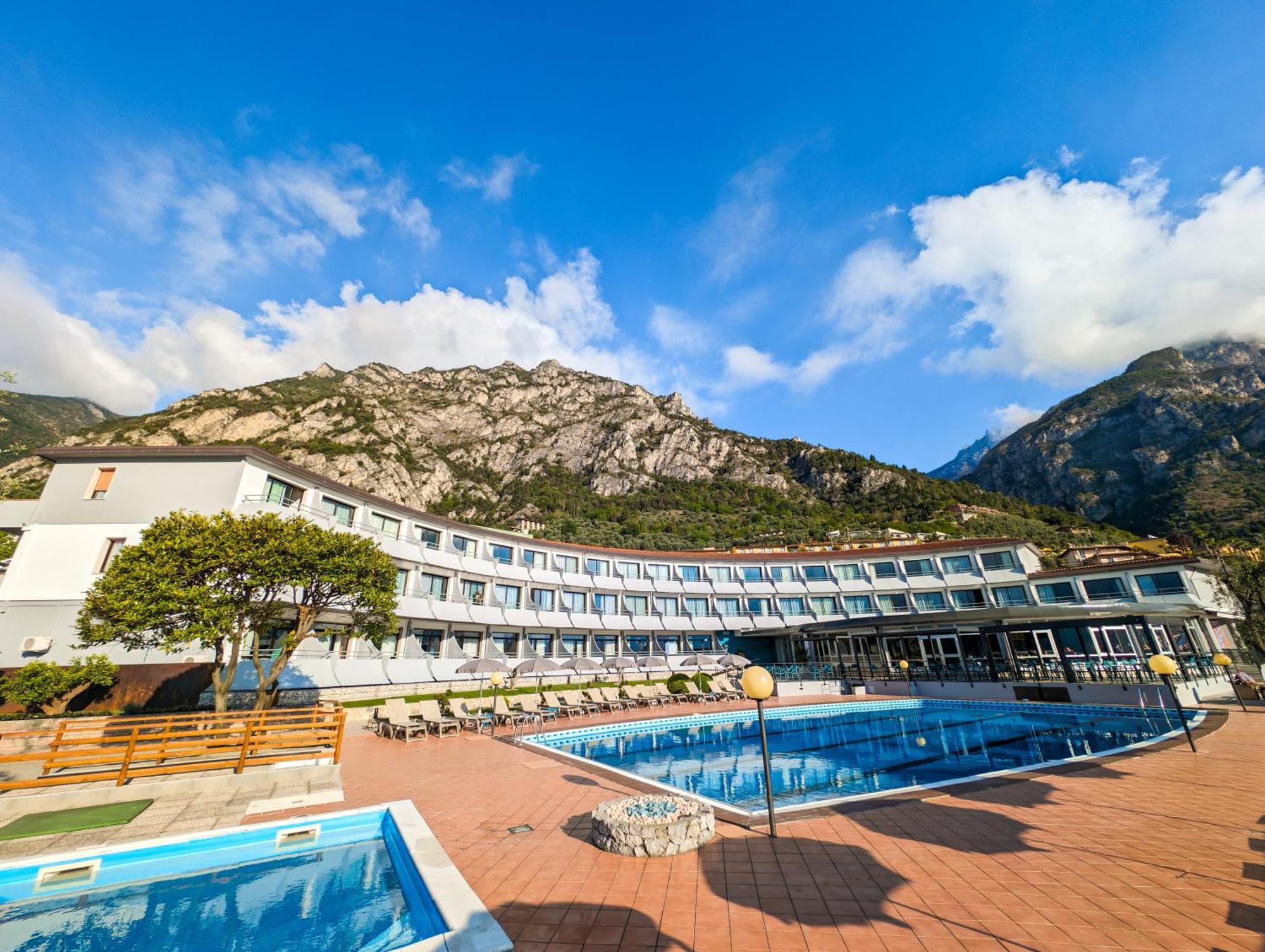 Aria Life Hotel ليمونِ سول غاردا المظهر الخارجي الصورة